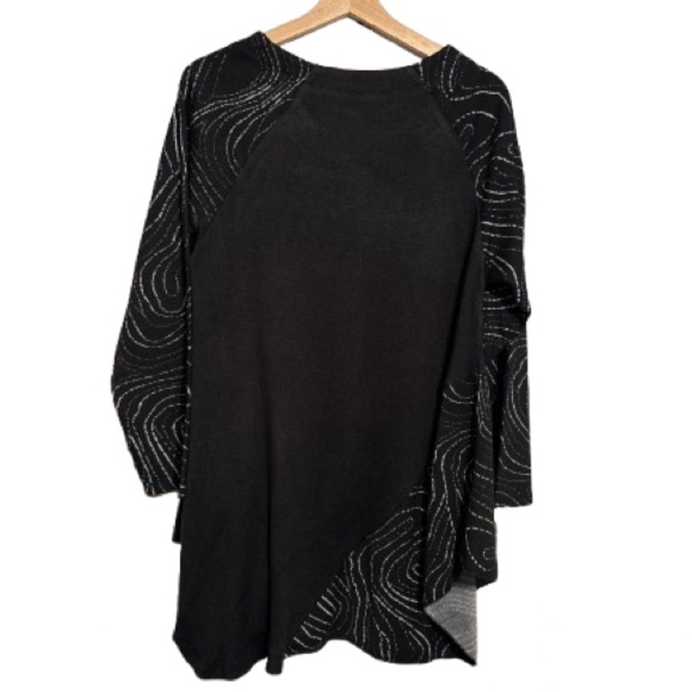 SHANA  Black Tunic top  with White Accents - Picture 3 of 10
